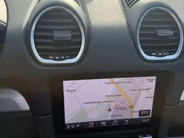 PORSCHE Boxster 718 Style Edition Chrono Carbon Kamera