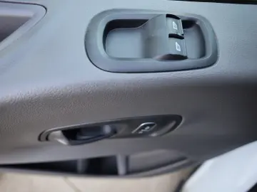 Ford Transit Koffer L4 2.0D 130CP