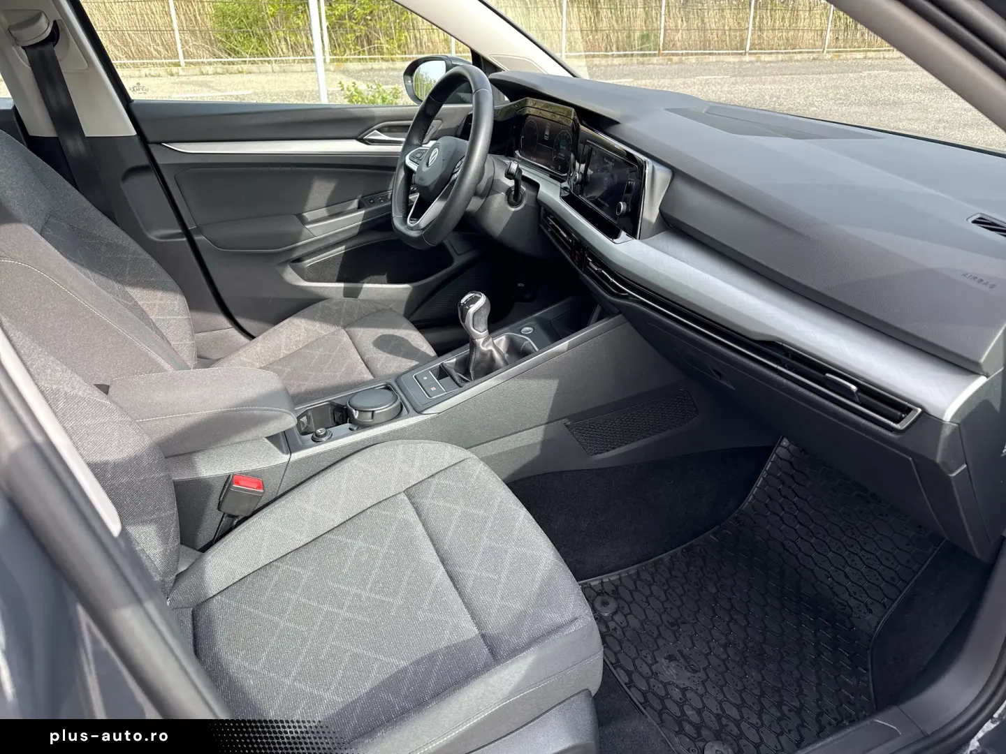 VW Golf Life 1.0 TSI