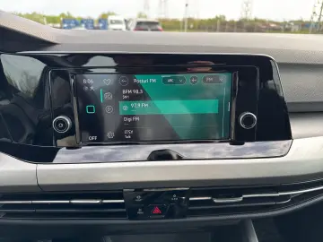 VW Golf Life 1.0 TSI