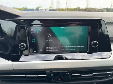 VW Golf Life 1.0 TSI