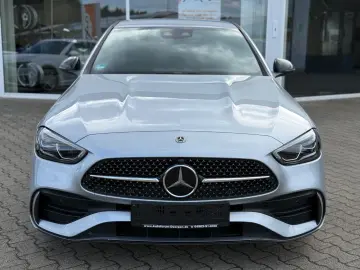 MERCEDES-BENZ C 200 AMG   Night   Burmester   Distro…