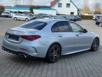 MERCEDES-BENZ C 200 AMG   Night   Burmester   Distro…
