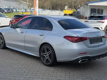 MERCEDES-BENZ C 200 AMG   Night   Burmester   Distro…
