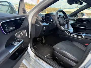 MERCEDES-BENZ C 200 AMG   Night   Burmester   Distro…