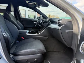 MERCEDES-BENZ C 200 AMG   Night   Burmester   Distro…