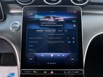 MERCEDES-BENZ C 200 AMG   Night   Burmester   Distro…