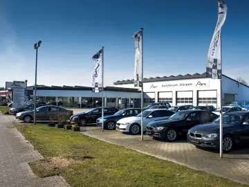 MERCEDES-BENZ C 200 AMG   Night   Burmester   Distro…