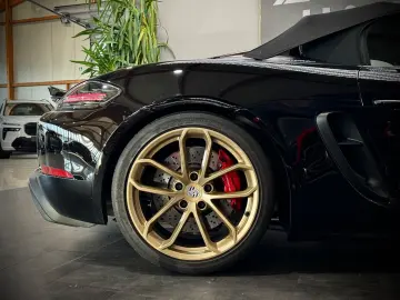 PORSCHE 718 Boxster SPYDER CARBON