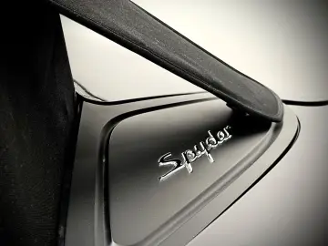 PORSCHE 718 Boxster SPYDER CARBON