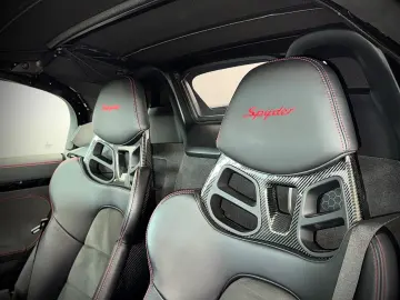 PORSCHE 718 Boxster SPYDER CARBON