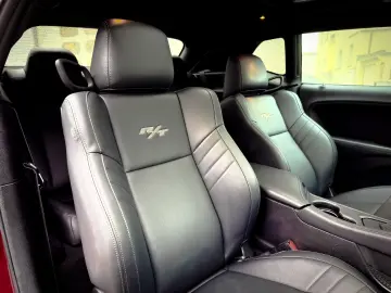 Dodge Challenger 5.7 R T