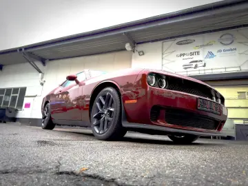 Dodge Challenger 5.7 R T