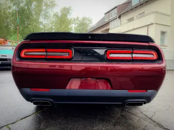Dodge Challenger 5.7 R T