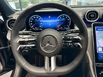 MERCEDES-BENZ C 200 AMG LED Totwinkel WinterP 360Kamera