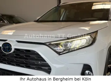 TOYOTA RAV 4 2.5 Hybrid Team Auto AWD Kamera 1.Hand TOP