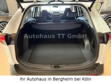 TOYOTA RAV 4 2.5 Hybrid Team Auto AWD Kamera 1.Hand TOP