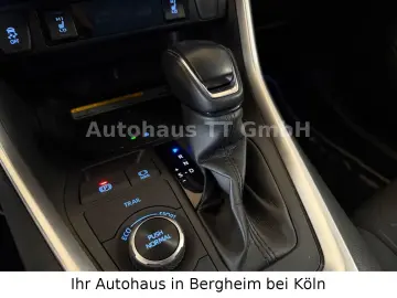 TOYOTA RAV 4 2.5 Hybrid Team Auto AWD Kamera 1.Hand TOP