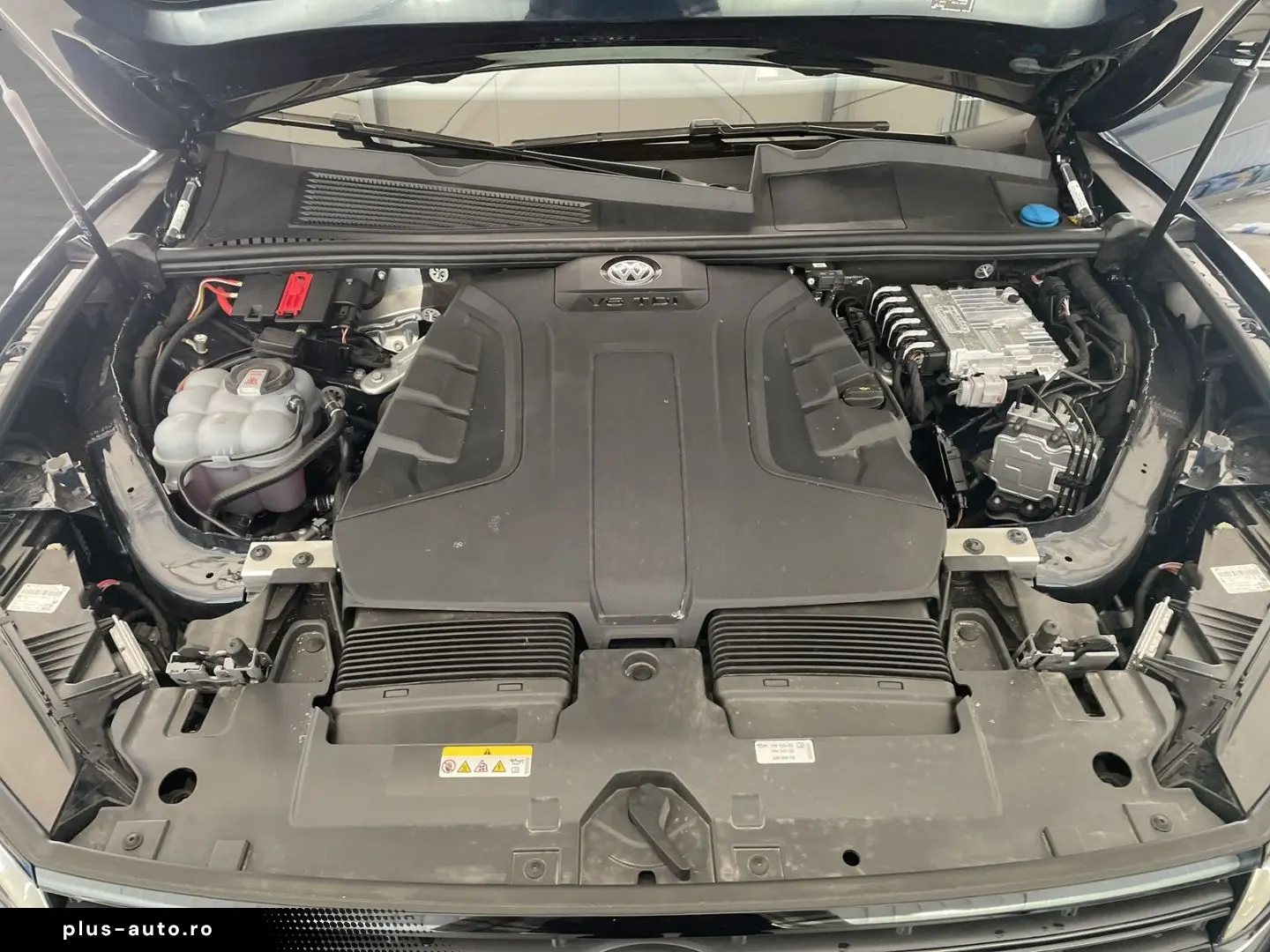 VW Touareg 3 0 V6 TDI R-Line 4M Matrix AHK Memory L