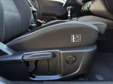 FORD Focus EcoBlue Titanium X