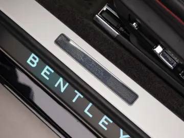 Bentley Continental GT V8 R22 Bang & Olufsen