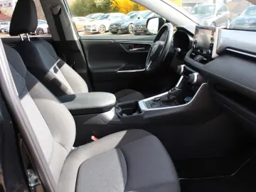 TOYOTA RAV4 Hybrid 4x4 Team Deutschland NAVI RelaxGara