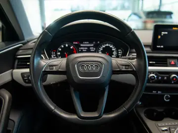 Audi A4 35 TFSI Mild Hybrid S tronic