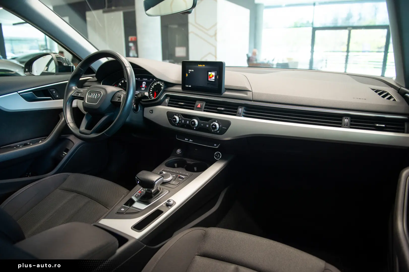 Audi A4 35 TFSI Mild Hybrid S tronic