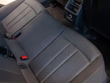 Audi A4 35 TFSI Mild Hybrid S tronic