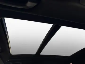 BMW X5 xDrive50e M SPORT 2Achs SoftCl AHK Pano DAPro