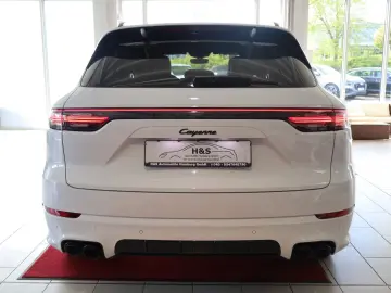 PORSCHE Cayenne E-Hybrid Platinum Edition