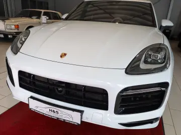 PORSCHE Cayenne E-Hybrid Platinum Edition