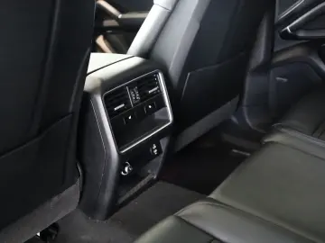 PORSCHE Cayenne E-Hybrid Platinum Edition