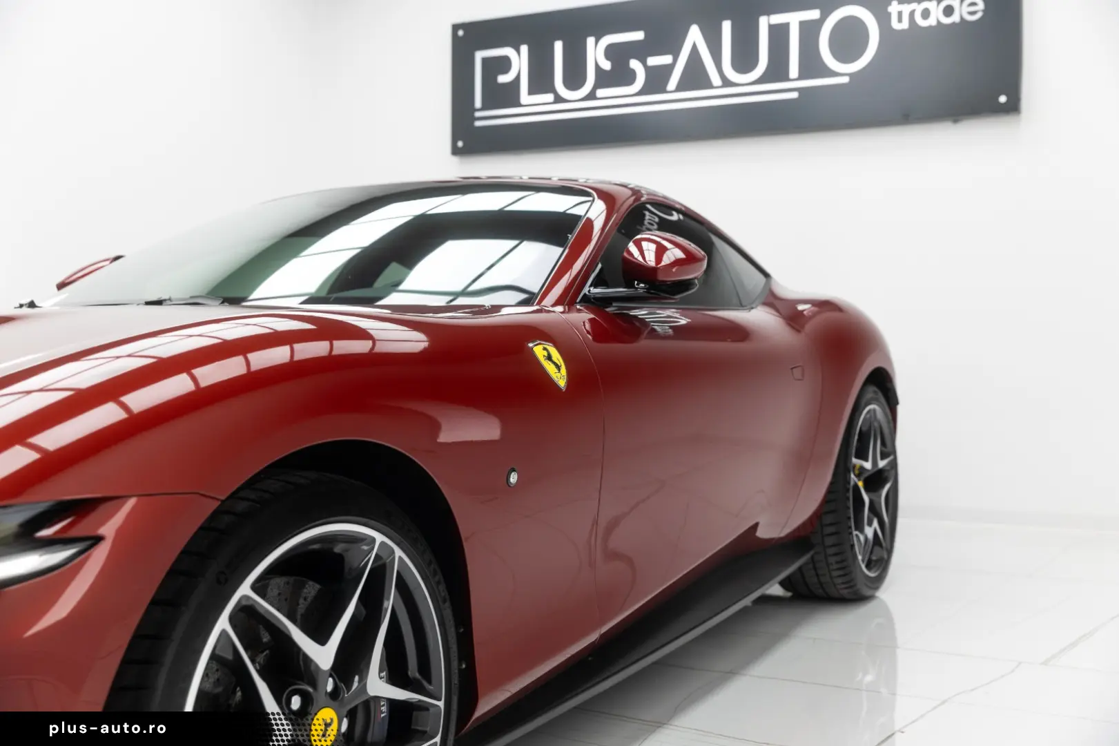 FERRARI ROMA ROSSO FIORANO