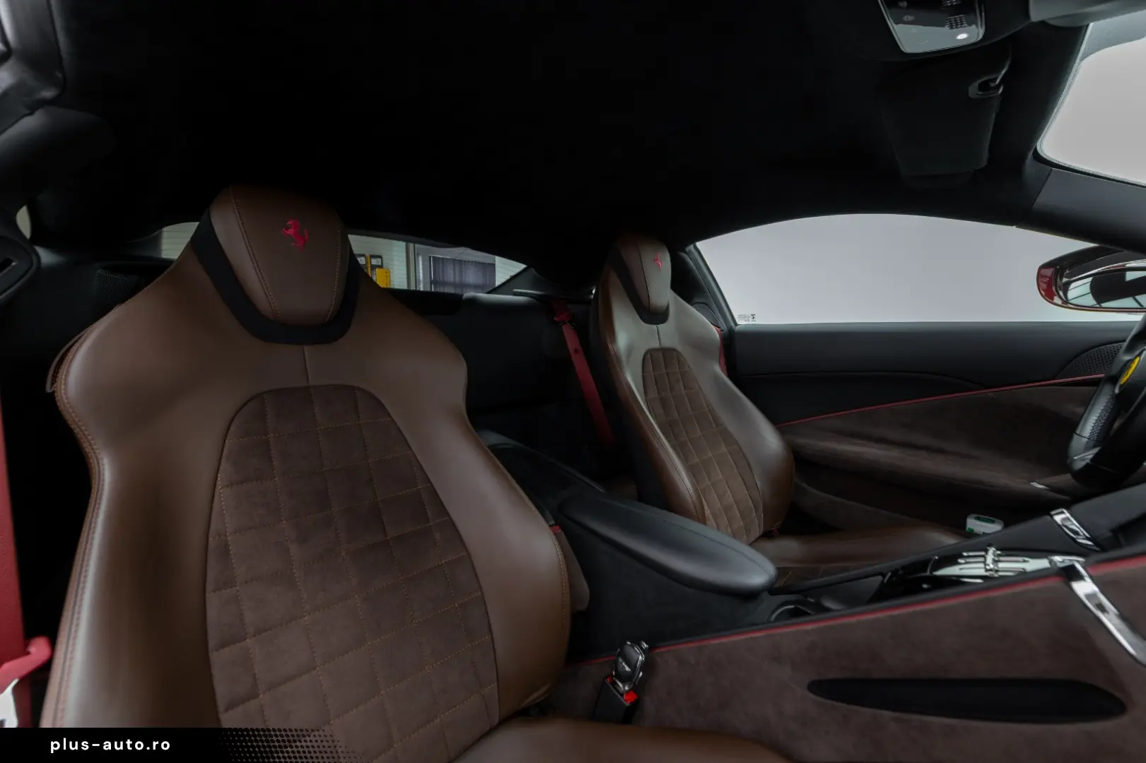 FERRARI ROMA ROSSO FIORANO