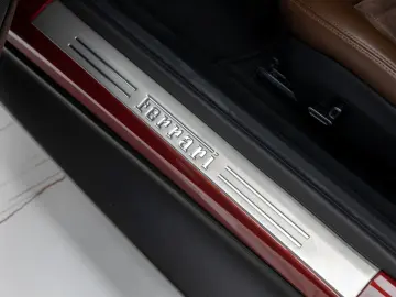 FERRARI ROMA ROSSO FIORANO