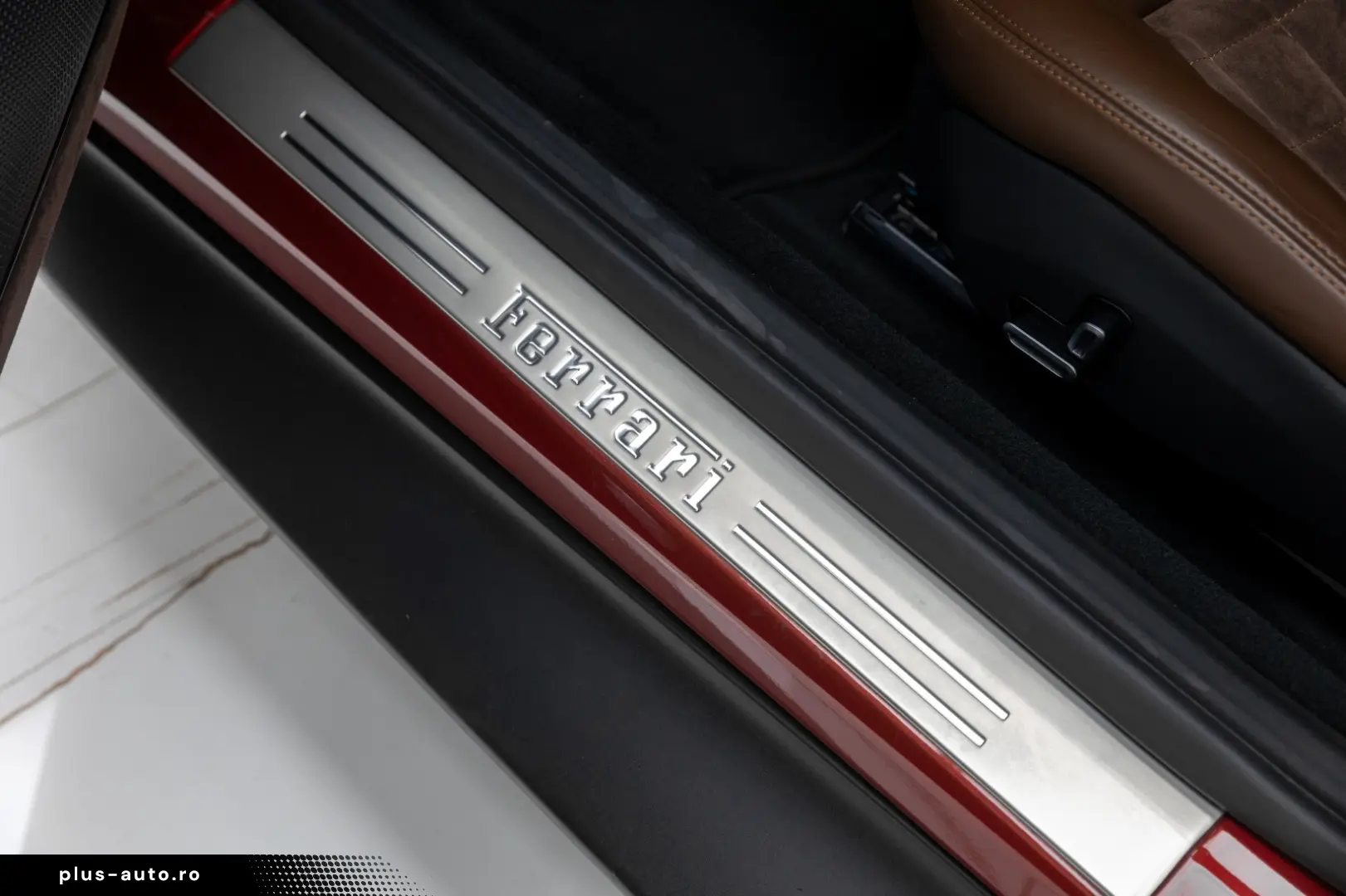 FERRARI ROMA ROSSO FIORANO