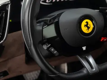 FERRARI ROMA ROSSO FIORANO