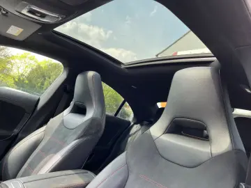 MERCEDES-BENZ CLA 200d Coupe AMG LEDER MEMORY KAMERA…