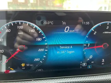 MERCEDES-BENZ CLA 200d Coupe AMG LEDER MEMORY KAMERA…