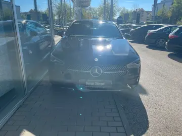 MERCEDES-BENZ CLA 200 d Coupé AMG  DISTRO 360 KEYLES…