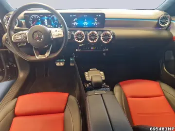 MERCEDES-BENZ CLA 250 AMG  Night AHK MULTIBEAM Ambie…