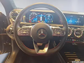 MERCEDES-BENZ CLA 250 AMG  Night AHK MULTIBEAM Ambie…