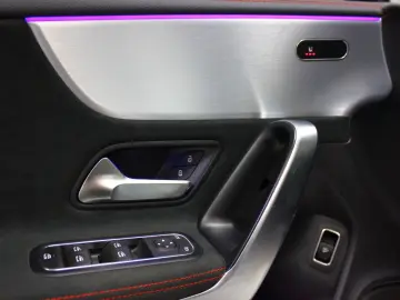 MERCEDES-BENZ CLA 35 AMG Coupé 4M DCT~DEUTSCH UNFALL…