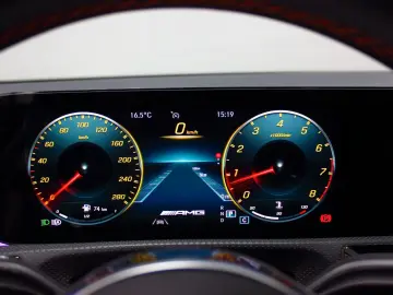 MERCEDES-BENZ CLA 35 AMG Coupé 4M DCT~DEUTSCH UNFALL…