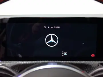 MERCEDES-BENZ CLA 35 AMG Coupé 4M DCT~DEUTSCH UNFALL…