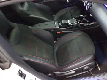 MERCEDES-BENZ CLA 35 AMG Coupé 4M DCT~DEUTSCH UNFALL…