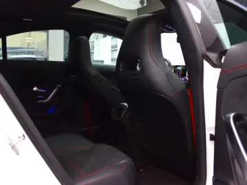 MERCEDES-BENZ CLA 35 AMG Coupé 4M DCT~DEUTSCH UNFALL…