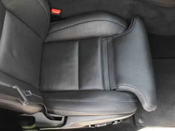 Volvo XC 60 B4 MHEV AWD R-Design