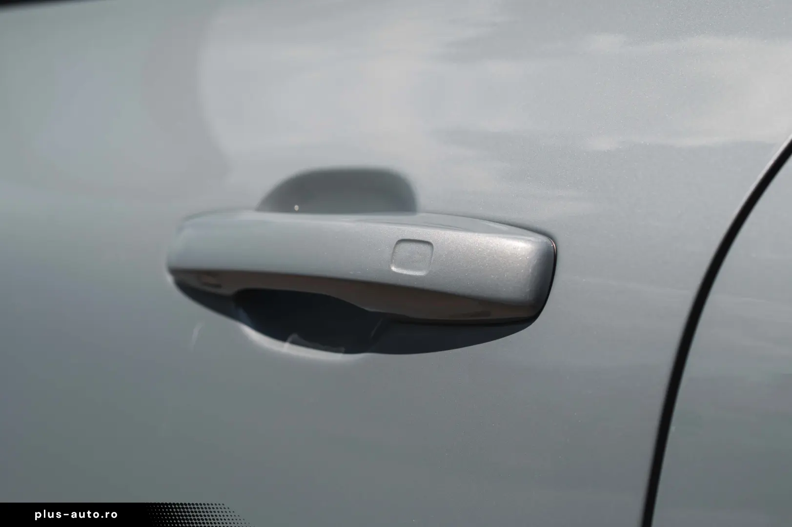 Volvo XC 60 B4 MHEV AWD R-Design